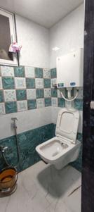 Bathroom Image of 900 Sq.ft 2 BHK Apartment / Flat for rent in Kopar Khairane Navi Mumbai for Rs. 40000