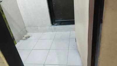 Bathroom Image of 650 Sq.ft 1 BHK Apartment / Flat for rent in Pride Paradise Apartment, Kamothe Navi Mumbai for Rs. 20000