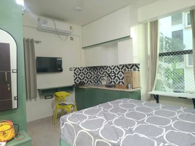 Bedroom Image of 600 Sq.ft 1 RK Apartment / Flat for rent in Thanisandra Bengaluru for Rs. 22000