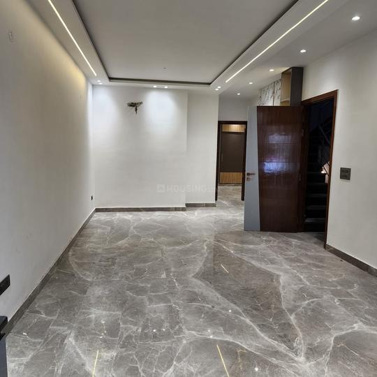 Poorvi Pitampura, Pitampura Main Image 1