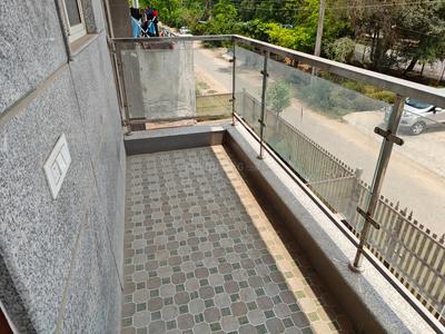 Balcony Image of 1557 Sq.ft 3 BHK Builder Floor for rent in Palam Vihar Gurgaon for Rs. 48000