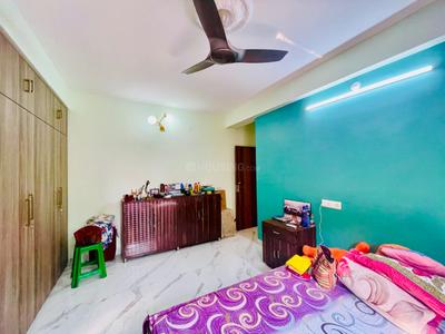 Bedroom Image of 1670 Sq.ft 3 BHK Apartment / Flat for sale in Paikpara Kolkata for Rs. 13500000