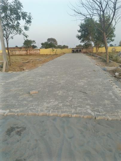 SHRI BRIJ RANI KUTEER VRINDAVAN Main Image 1