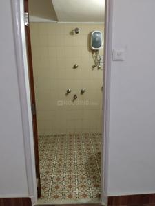 Bathroom Image of 800 Sq.ft 2 BHK Apartment / Flat for rent in Natasha Hillview Co-op Society, Kondhwa Pune for Rs. 26000