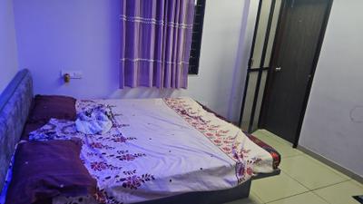 Bedroom Image of 817 Sq.ft 3 BHK Apartment / Flat for sale in Ratnam Oasis, Waghodia Road Vadodara for Rs. 4551000