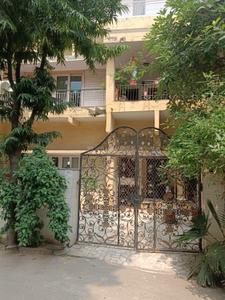 Image of 900 Sq.ft 3 BHK Builder Floor for rent in Lajpat Nagar, New Delhi for Rs. 70000