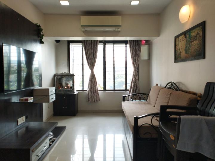 Right marvel Main Image 1