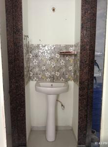 Bathroom Image of 355 Sq.ft 1 BHK Apartment / Flat for sale in Satyam Pushpa, Loni Kalbhor Pune for Rs. 2900000