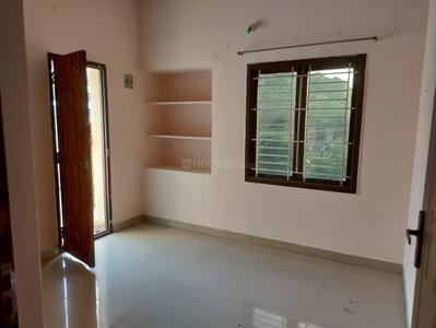 Bedroom Image of 900 Sq.ft 2 BHK Apartment / Flat for rent in Kumbakonam Thanjavur for Rs. 10000