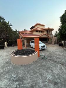 5 BHK Independent House