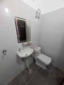 Bathroom Image of 4000 Sq.ft 6 BHK Builder Floor for sale in Builder floor Duplex and simplex, Sector 41 Gurgaon for Rs. 57000000