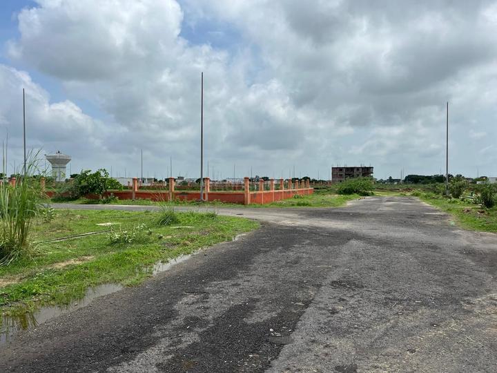 Yeida Main Image 1