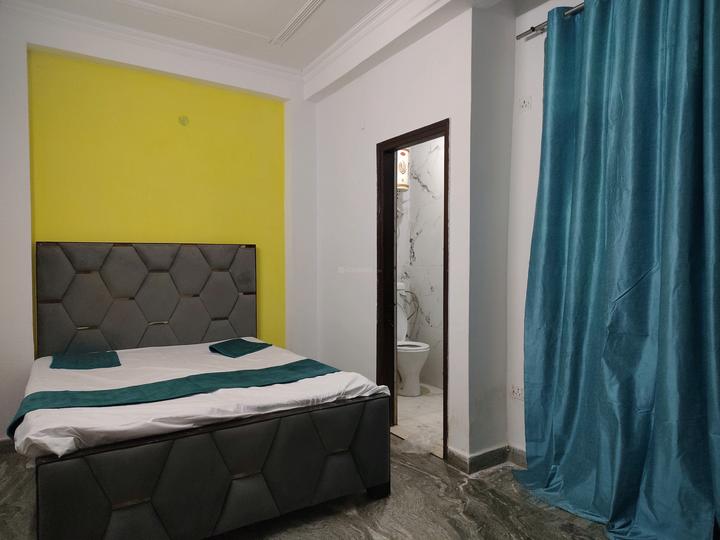 Saket Bedroom 1