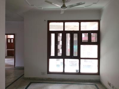Living Room Image of 1350 Sq.ft 2 BHK Apartment / Flat for sale in CGHS Sarve Sanjhi Apartments, Sector 9 Dwarka New Delhi for Rs. 22500000
