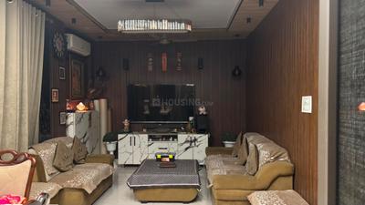 Living Room Image of 838 Sq.ft 2 BHK Builder Floor for sale in Model Town New Delhi for Rs. 9500000