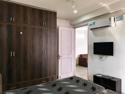 Bedroom Image of 1950 Sq.ft 2 BHK Apartment / Flat for rent in Sector 31 Gurgaon for Rs. 52000