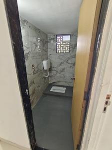 Bathroom Image of 760 Sq.ft 2 BHK Apartment / Flat for sale in KGI Kohinoor Highland, Dombivli East Thane for Rs. 4800000