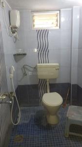 Bathroom Image of 400 Sq.ft 1 BHK Independent House for rent in Velachery Chennai for Rs. 13500