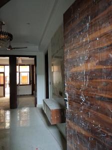 Main Entrance Image of 1250 Sq.ft 3 BHK Apartment / Flat for sale in JMD Siddhi Vinayak, Sector 73 Noida for Rs. 6500003
