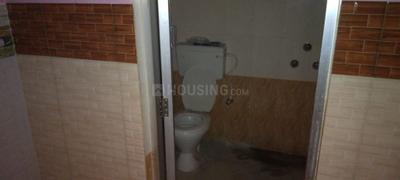 Bathroom Image of 700 Sq.ft 2 BHK Builder Floor for rent in Baguiati Kolkata for Rs. 9000
