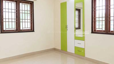 Bedroom Image of 1400 Sq.ft 2 BHK Builder Floor for rent in Perumbakkam Chennai for Rs. 20000