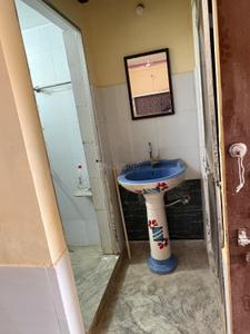Bathroom Image of 1000 Sq.ft 2 BHK Independent House for rent in Khanjipeer Udaipur for Rs. 14000