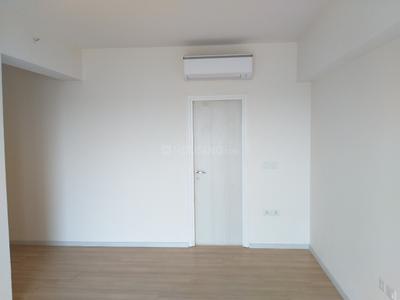 Bedroom Image of 1550 Sq.ft 3 BHK Apartment / Flat for sale in DLF Regal Gardens, Sector 90 Gurgaon for Rs. 21200000