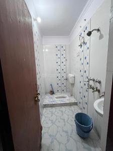 Bathroom Image of 1160 Sq.ft 2 BHK Builder Floor for rent in Preeti Nagar Lucknow for Rs. 10000