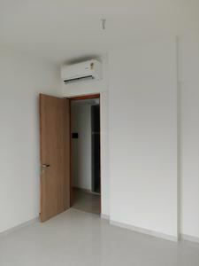 Bedroom Image of 1600 Sq.ft 3.5 BHK Apartment / Flat for sale in Lodha Bellagio, Powai Mumbai for Rs. 67500000