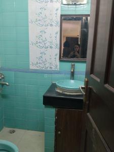 Image of 2000 Sq.ft 3 BHK Builder Floor for rent in Alaknanda, New Delhi for Rs. 70000