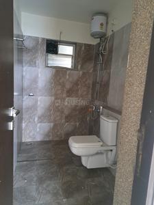 Bathroom Image of 1250 Sq.ft 2 BHK Apartment / Flat for sale in Rohan Mithila, Viman Nagar Pune for Rs. 14000000