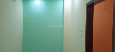 Bedroom Image of 585 Sq.ft 2 BHK Builder Floor for rent in  RWA Mohan Garden Gali 5, Razapur Khurd New Delhi for Rs. 12000