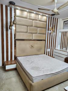 Bedroom Image of 1400 Sq.ft 3 BHK Builder Floor for rent in Tagore Garden Extension New Delhi for Rs. 45000