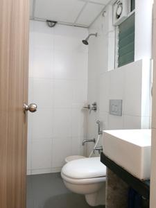 Bedroom Two Image of 900 Sq.ft 1.5 BHK Apartment / Flat for rent in Godrej Emerald, Kasarvadavali Thane for Rs. 27555