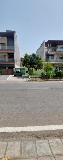 Sector 80 Main Image 1