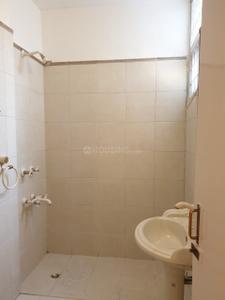 Bathroom Image of 1600 Sq.ft 3 BHK Builder Floor for rent in Safdarjung Development Area New Delhi for Rs. 100000