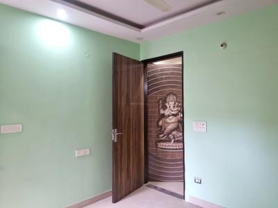 Bedroom Image of 1000 Sq.ft 3 BHK Builder Floor for sale in Mahavir Enclave New Delhi for Rs. 9000000