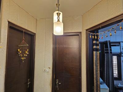 Bedroom Image of 1200 Sq.ft 3 BHK Builder Floor for sale in Ramesh Nagar New Delhi for Rs. 15000000