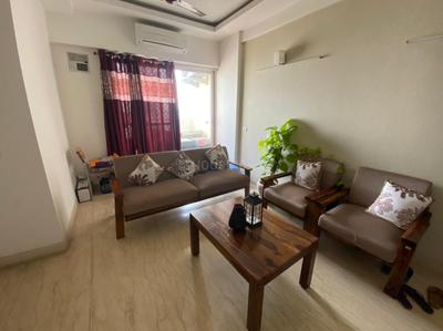 Hall Image of 1481 Sq.ft 3 BHK Apartment / Flat for sale in Mahagun Moderne, Sector 78 Noida for Rs. 19000000