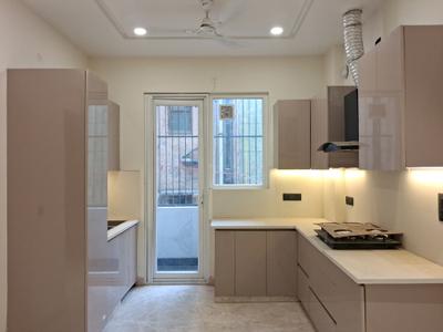 Kitchen Image of 1125 Sq.ft 3 BHK Builder Floor for rent in Paschim Vihar New Delhi for Rs. 50000