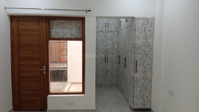 Bedroom Image of 1750 Sq.ft 3 BHK Builder Floor for rent in Sector 122 Noida for Rs. 30000