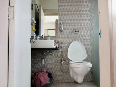 Bathroom Image of 1380 Sq.ft 3 BHK Apartment / Flat for sale in Matunga West Mumbai for Rs. 55000000