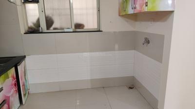 Kitchen Image of 1176 Sq.ft 2 BHK Apartment / Flat for rent in Tyagi Uttam Townscapes Elite, Yerawada Pune for Rs. 45000