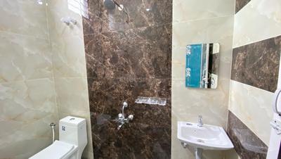 Bathroom Image of 2000 Sq.ft 4 BHK Independent House for sale in Selaiyur Chennai for Rs. 14500000