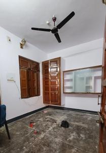 Bedroom Image of 650 Sq.ft 2 BHK Builder Floor for rent in New Mumfordganj Allahabad for Rs. 13000