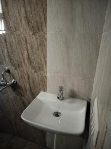 Bathroom Image of 1100 Sq.ft 3 BHK Apartment / Flat for rent in Aditya City Apartment Ghaziabad, Wave City Ghaziabad for Rs. 16000