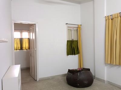 Bedroom Image of 650 Sq.ft 2 BHK Builder Floor for sale in Lake Gardens Kolkata for Rs. 3500000