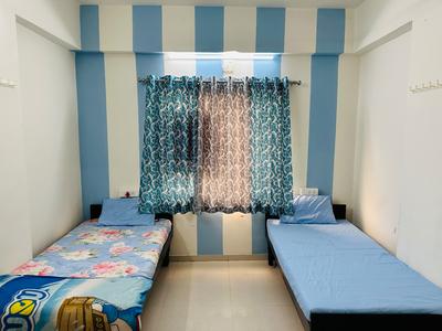 Bedroom Image of Boys PG at Alkapuri | Racecourse 9825080553  in Alkapuri, Vadodara