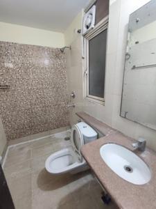 Image of 1965 Sq.ft 3 BHK Builder Floor for rent in Unitech Cedar Crest, Sector 50, Gurgaon for Rs. 50000