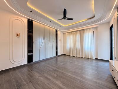 Bedroom Image of 3000 Sq.ft 4 BHK Builder Floor for sale in Ansal Versalia, Sector 67 Gurgaon for Rs. 33500000